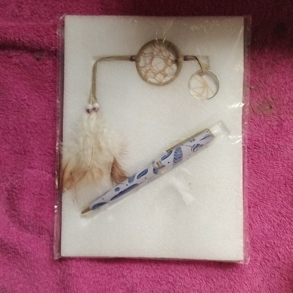 Dream Catcher Keychain & Pen Set